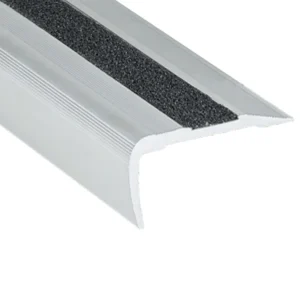 Romus Nez De Marche Percé Alu Incolore Bord Sifflet 38 X 19 Mm Longueur 3 Mètres 6