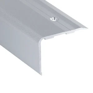 Nez De Marche Strié Percé Jupe Large Alu Incolore 48 X 34 Mm Longueur 3 Mètres Romus 15003 9