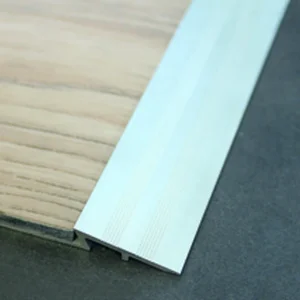 Mini Rampe Percée Pour Sols LVT – Alu Incolore – Hauteur 5 Mm Longueur 2.70 M Romus 1933 7